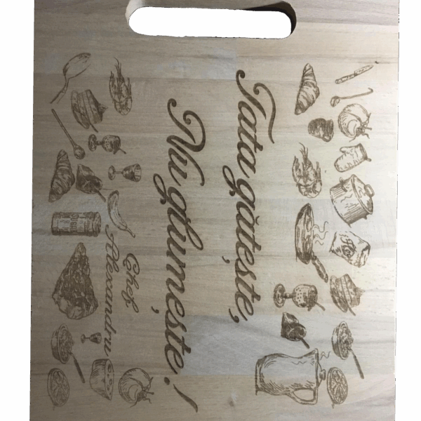 Tocator lemn de fag , personalizat cu text si nume