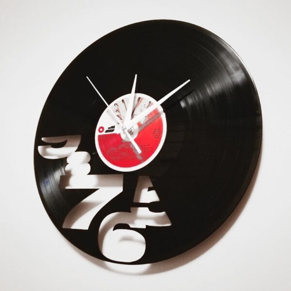 mde Ceas vinil model ” Numere taiate „